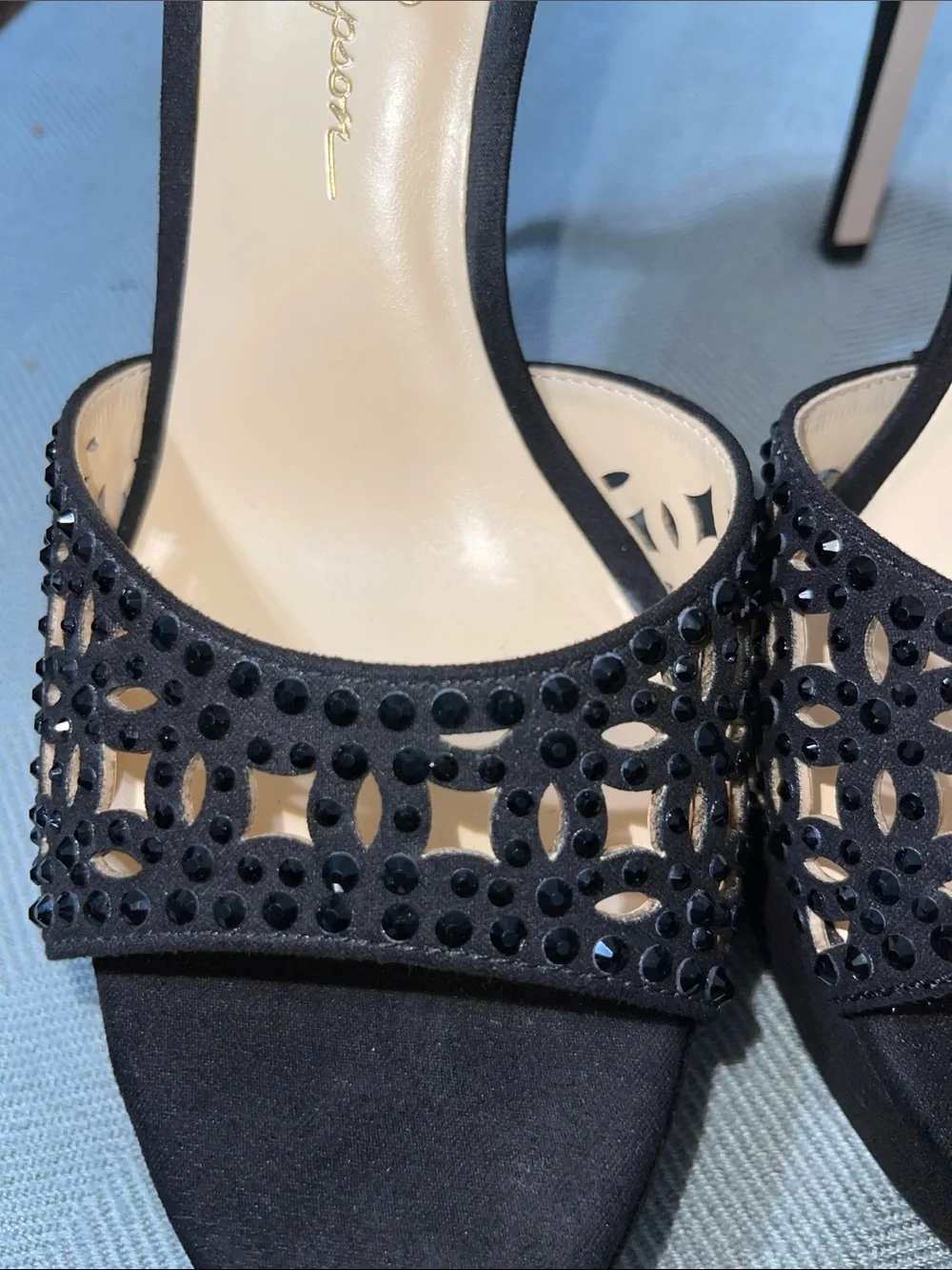 Jessica Simpson Soraia 2 black platform heels sandals